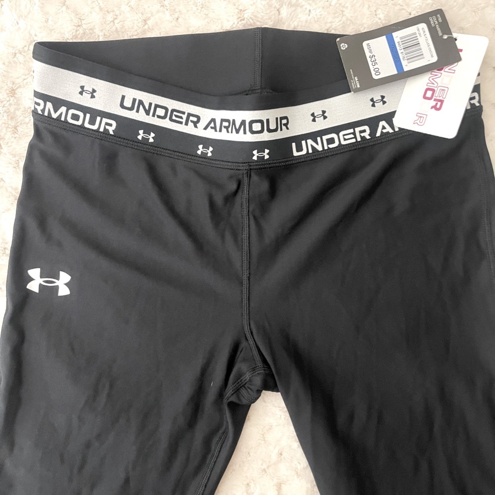 Under Armour Youth XL (14/16) Black workout leggings. NEW